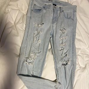 Distressed Boyfriend Jeans